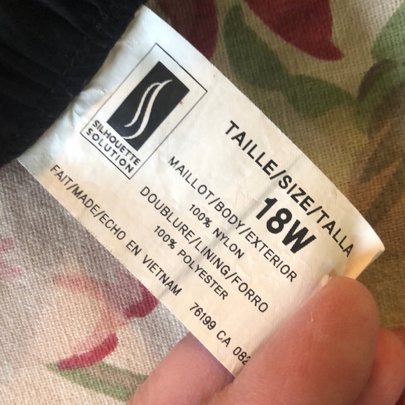 SILHOUETTE SOLUTION Size 18W
Quick-Dry Black Swim Short Netting Panty Pull-On - Picture 7 of 10